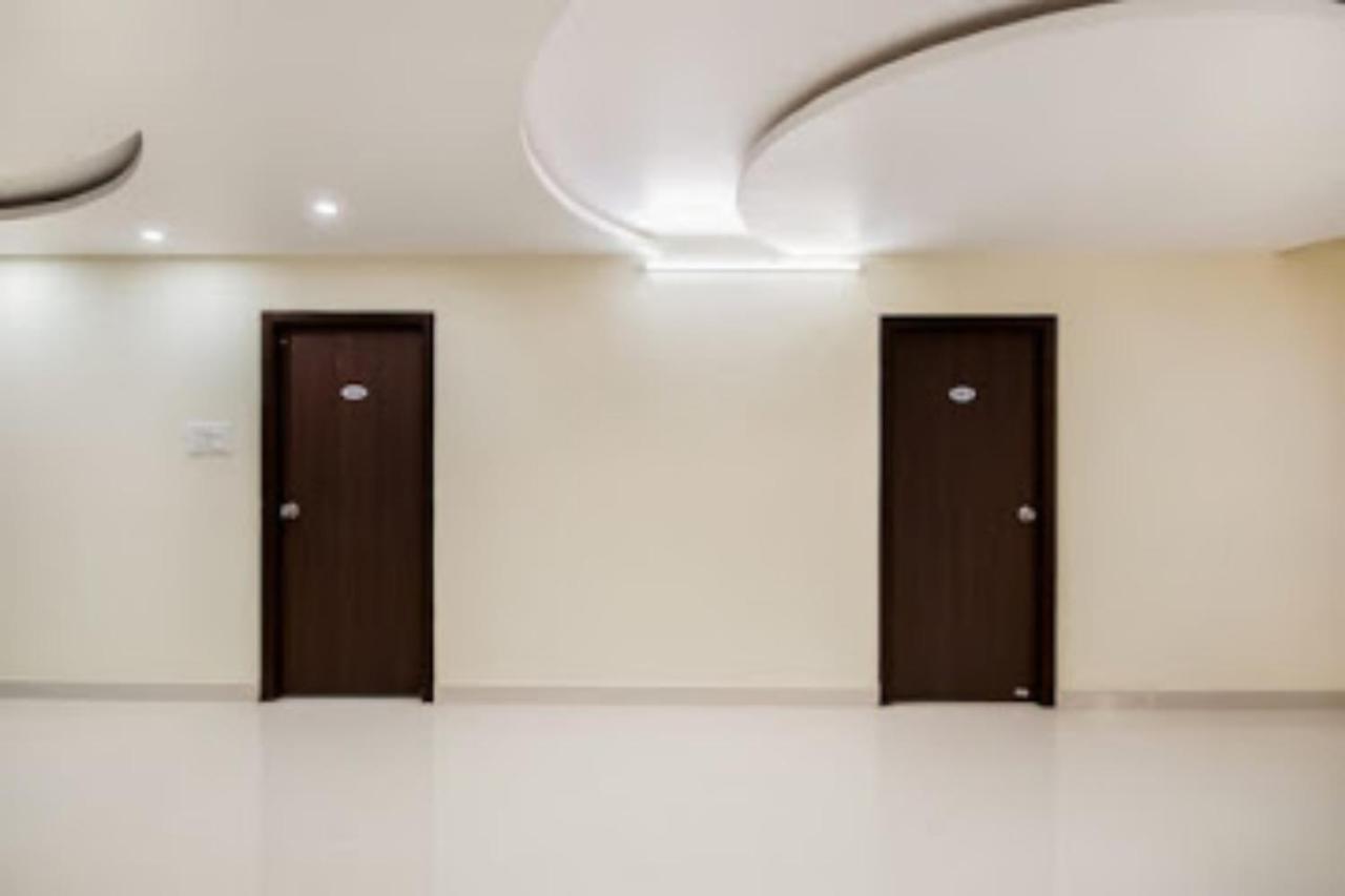 Feel Like Home -Guest House Near Tenneti Park วิสาขปัตนัม ภายนอก รูปภาพ